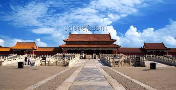 中国古建筑辉煌再现：未来保护与旅游新趋势